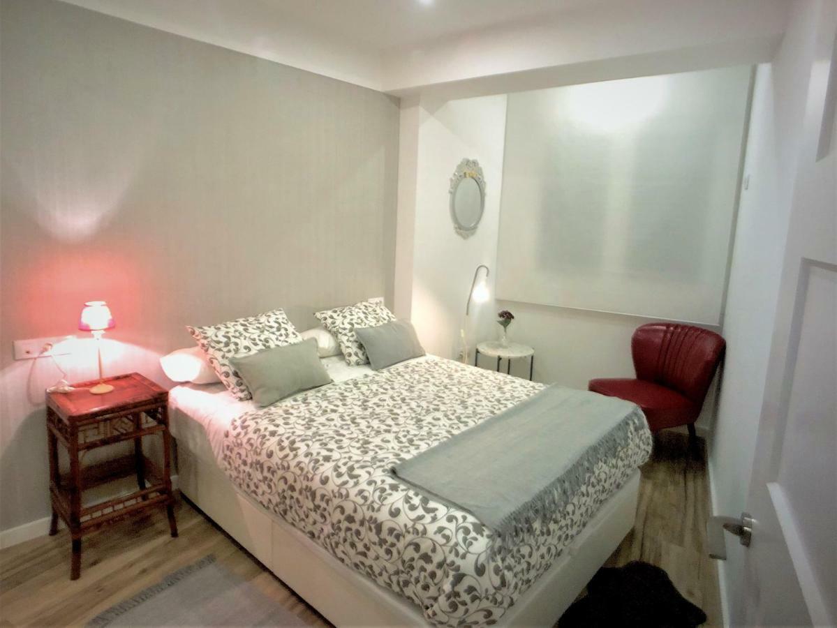 4 Apartamentos De Autor لوغو المظهر الخارجي الصورة